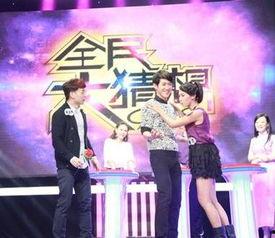 娱乐的双语新闻,双语视角下的娱乐圈动态